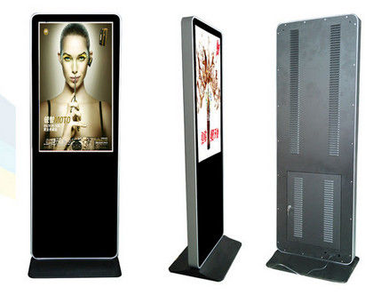 Klub / Bar 32 &quot;Gratis Berdiri LCD Digital Signage Screen Display Untuk GIF PNG TIFF, 110V - 240V AC