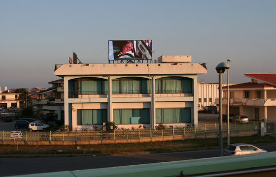 A propaganda exterior enorme de HD P20 conduziu a tela/o quadro de avisos conduzido da exposição cor completa