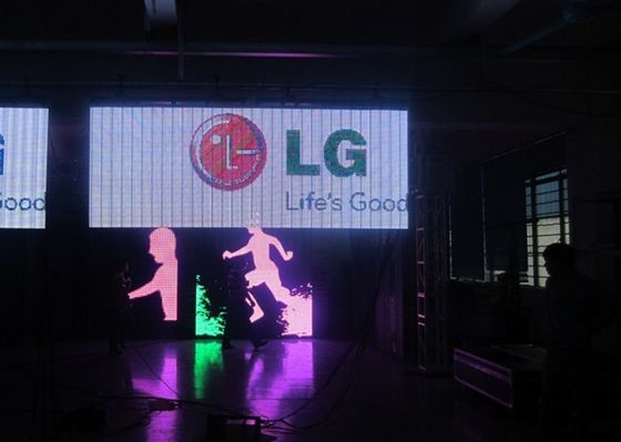 Tela de exibição de vídeo flexível flexível video interna do diodo emissor de luz do RGB P20 da tela do diodo emissor de luz